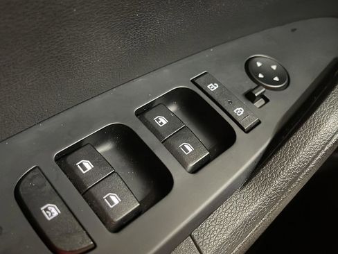 Used 2024 Kia Sportage LX image 13