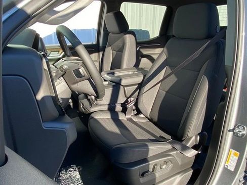 New 2026 GMC Sierra 1500 SLE image 19