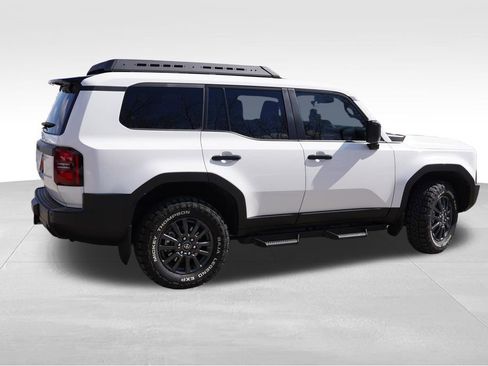 Used 2024 Toyota Land Cruiser 1958 image 4