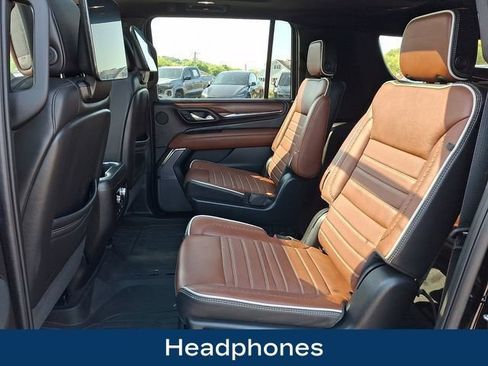 Used 2024 GMC Yukon XL Denali Ultimate w/ LPO, Floor Liner Package AWD/4WD image 26