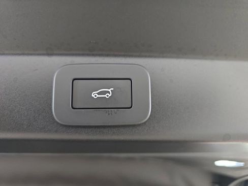 Used 2024 Land Rover Range Rover Sport image 30