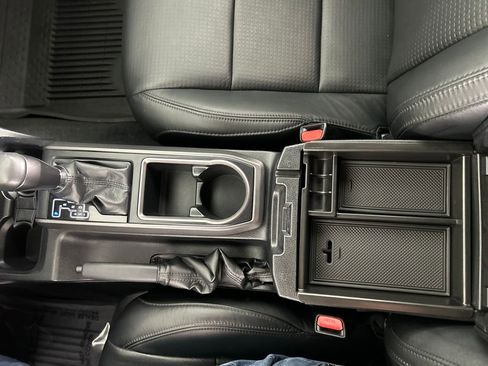 Used 2021 Toyota Tacoma TRD Sport w/ TRD Premium Sport Package image 17