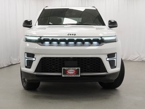 New 2026 Jeep Grand Wagoneer Limited w/ Premium Group II image 7