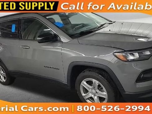 Used 2023 Jeep Compass Latitude w/ Sun and Sound Group AWD/4WD image 1