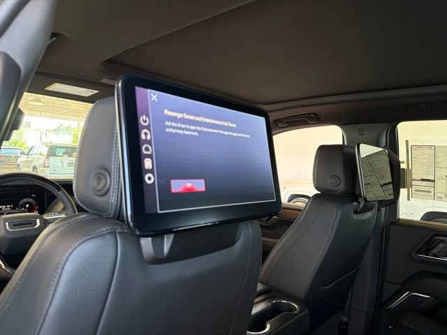 New 2026 GMC Yukon Denali w/ Denali Reserve Package AWD/4WD image 18