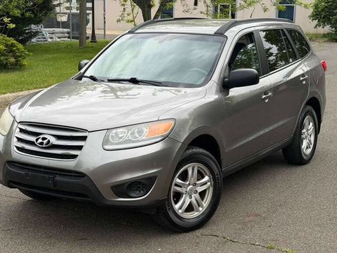 Used 2012 Hyundai Santa Fe GLS AWD/4WD image 2