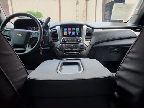 Used 2020 Chevrolet Tahoe 4WD w/ Enhanced Driver Alert Package image 27
