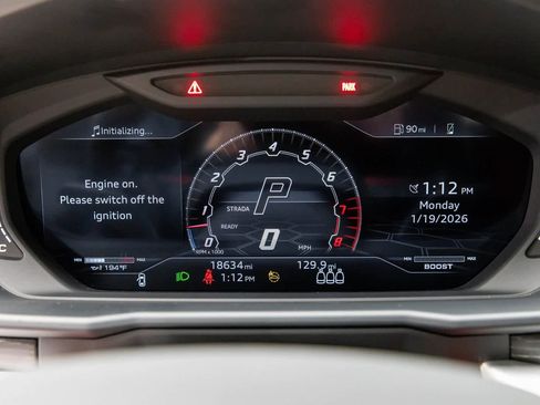 Used 2022 Lamborghini Urus image 17