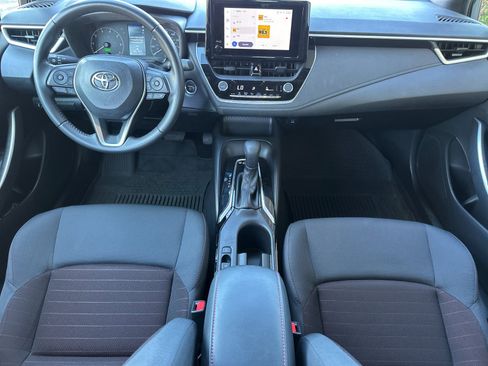 Used 2024 Toyota Corolla SE image 12