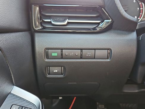 Used 2024 Nissan Sentra SR image 24