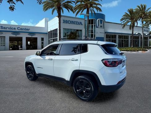 Used 2018 Jeep Compass Latitude w/ Popular Equipment Group AWD/4WD image 6