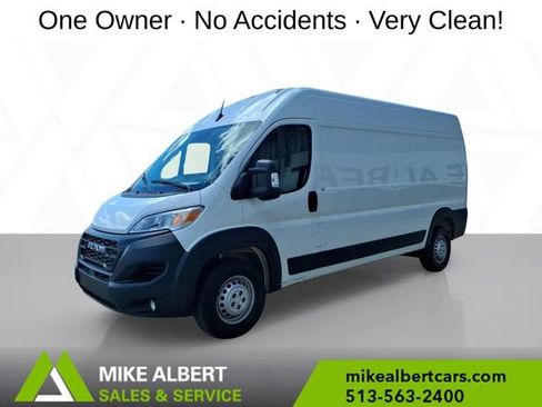 Used 2025 RAM ProMaster 3500 w/ Convenience Group FWD image 3