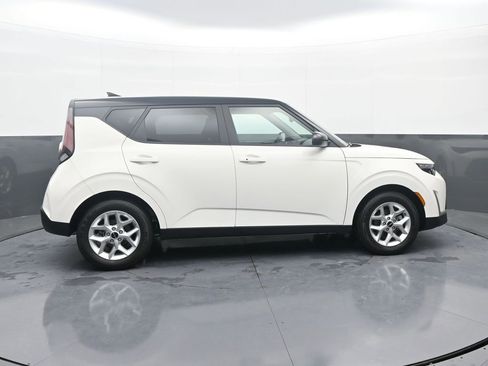 Used 2025 Kia Soul S image 8