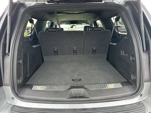 Certified 2025 GMC Yukon XL Denali image 5