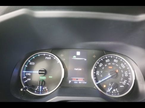 Used 2022 Toyota RAV4 XLE Premium image 41