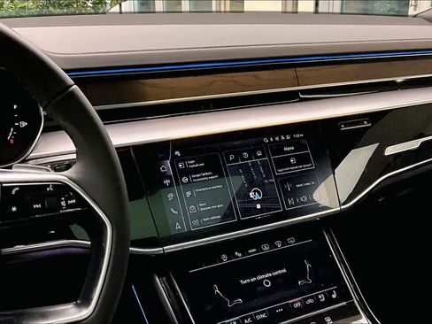 Used 2025 Audi A8 L 3.0T image 6