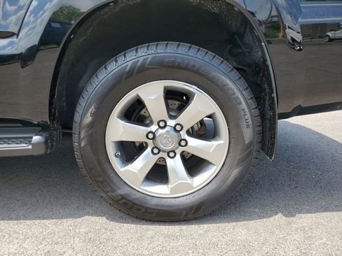 Used 2007 Toyota 4Runner Limited AWD/4WD image 10