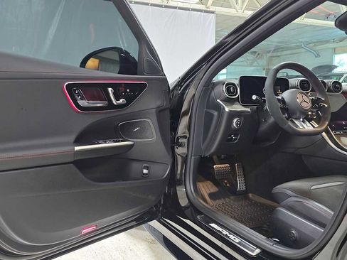 Used 2025 Mercedes-Benz C 43 AMG 4MATIC Sedan image 19
