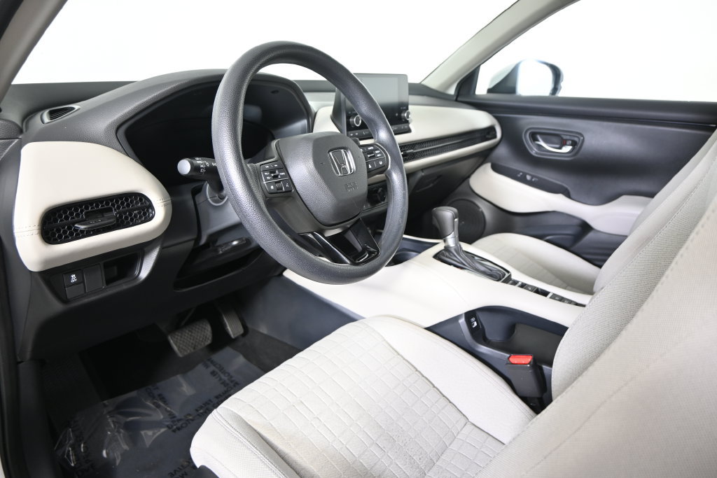 Used 2023 Honda HR-V LX image 22