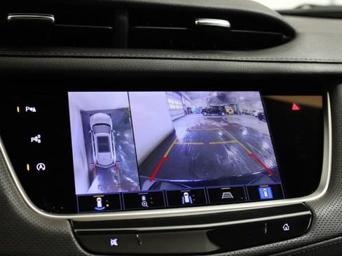 Certified 2025 Cadillac XT5 Premium Luxury w/ Technology Package AWD/4WD image 14