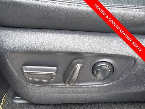 Used 2024 Toyota Land Cruiser AWD/4WD image 15