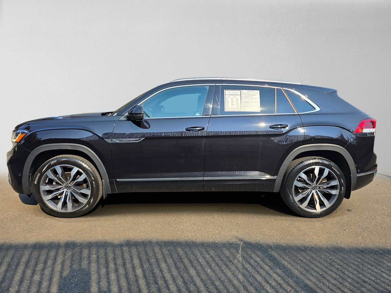 Used 2023 Volkswagen Atlas Cross Sport SEL Premium R-Line AWD/4WD image 6