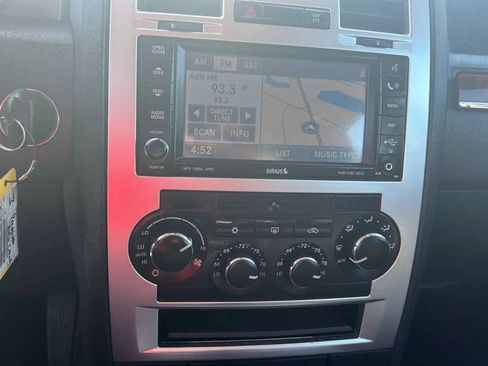 Used 2008 Chrysler 300 C w/ Navigation & Sound Group II RWD image 14