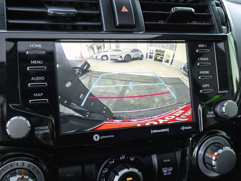 Certified 2024 Toyota 4Runner TRD Off-Road Premium w/ Moonroof Package AWD/4WD image 19