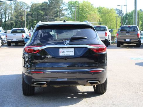 Used 2019 Buick Enclave Essence FWD image 6