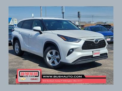 Used 2024 Toyota Highlander LE