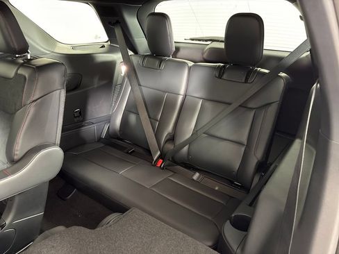 New 2026 Ford Explorer ST RWD image 32