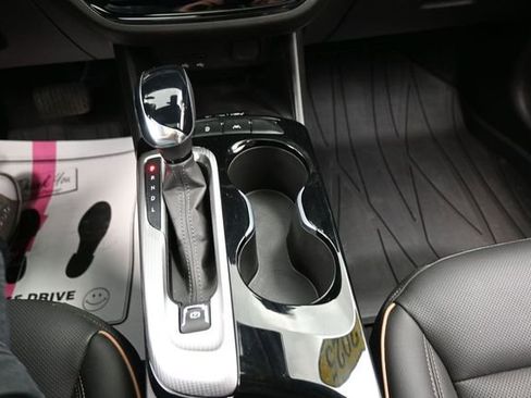 Used 2025 Buick Envista Avenir FWD image 11