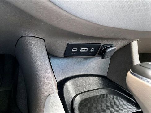 Used 2019 Chevrolet Malibu LS image 14