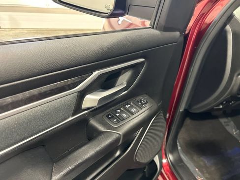 Used 2022 RAM 1500 Big Horn AWD/4WD image 15