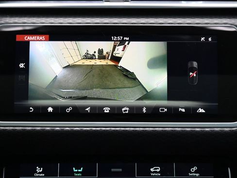Used 2020 Land Rover Range Rover Velar R-Dynamic S AWD/4WD image 31