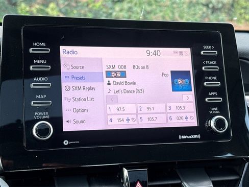 Used 2021 Toyota Camry SE image 16