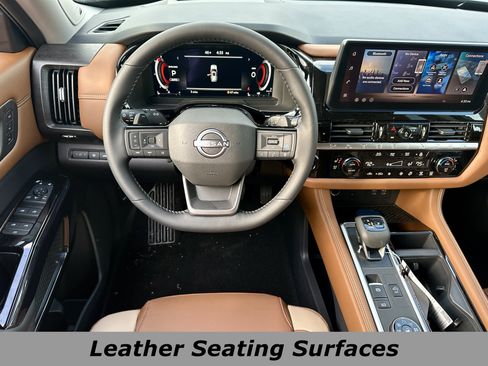 New 2026 Nissan Pathfinder Platinum image 4