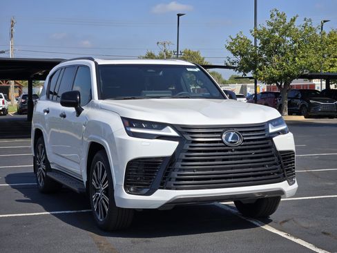 New 2025 Lexus LX 700h Luxury w/ Appearance Package image 2
