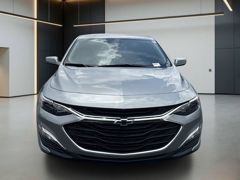 Used 2023 Chevrolet Malibu RS w/ LPO, Floor Liner Package FWD image 9