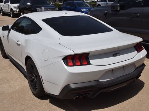 Used 2024 Ford Mustang GT RWD image 8