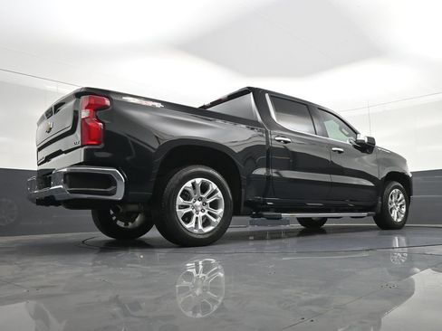 Used 2025 Chevrolet Silverado 1500 LTZ AWD/4WD image 28
