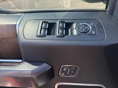 Used 2018 Ford F150 Limited AWD/4WD image 31