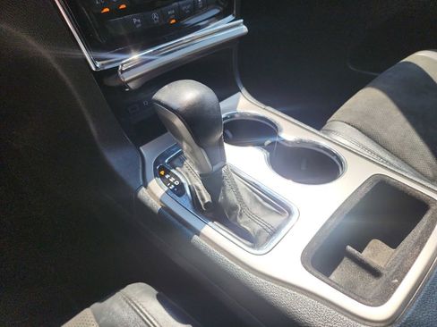 Used 2021 Jeep Grand Cherokee Laredo X image 25