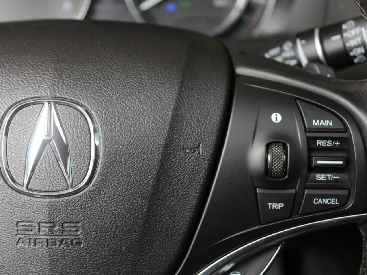 Used 2020 Acura MDX w/ Technology Package FWD image 31