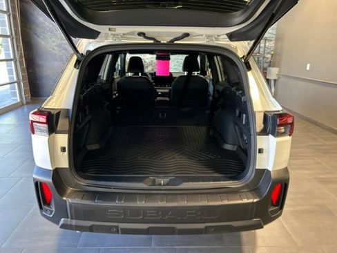 Used 2026 Subaru Outback Premium AWD/4WD image 38