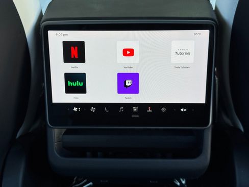 Used 2024 Tesla Model 3 RWD image 36