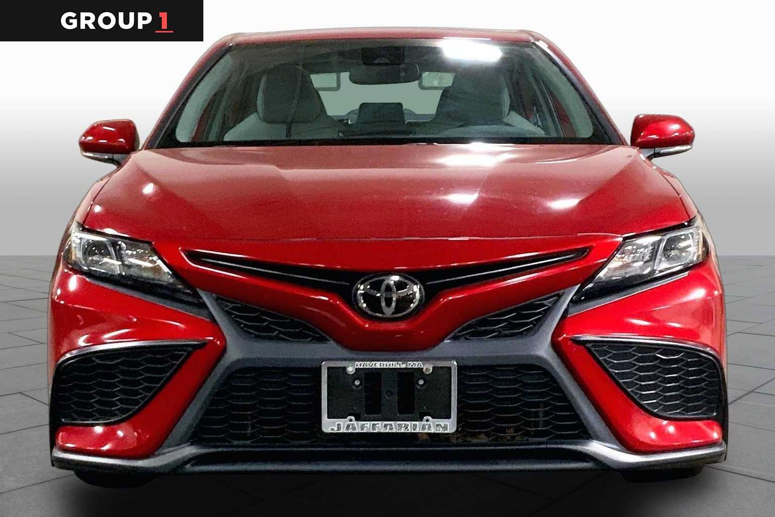 Used 2024 Toyota Camry SE w/ Cold Weather Package AWD/4WD image 4