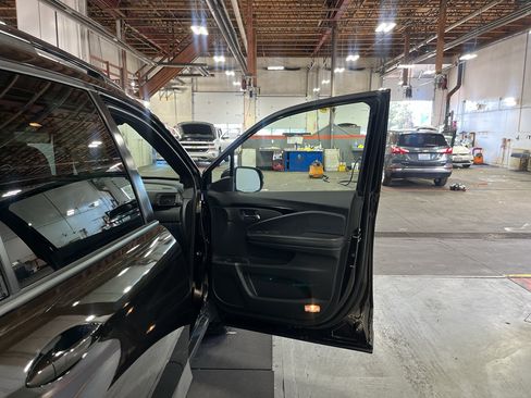 Used 2020 Honda Passport Touring image 20
