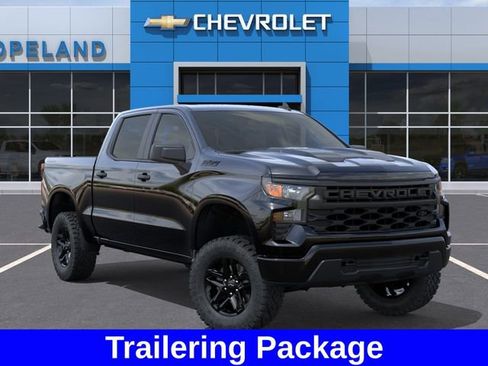 New 2026 Chevrolet Silverado 1500 Custom Trail Boss w/ Midnight Edition AWD/4WD image 8