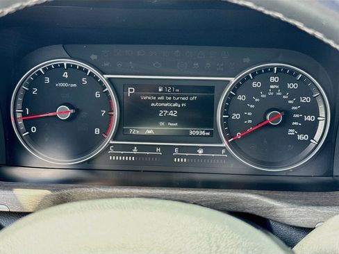 Used 2023 Kia Sorento S w/ Panoramic Sunroof Package AWD/4WD image 13